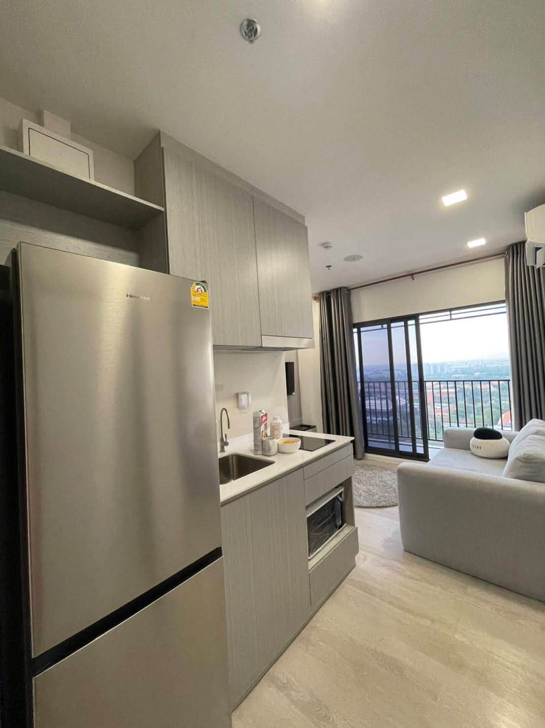 ให้เช่า Modiz​ launch  สองห้องนอน หน้า ม.ธรรมศาสตร์ one bed room plus เดินเข้าม.5นาที  บิ้วอินทั้งห้อง 36ตรม. ชั้น 22ทิศเหนือ วิว ม.ธรรมศาสตร์